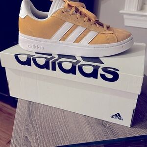 Adidas Suede sneakers